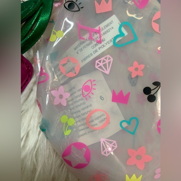 4201594LOVEFP12 Miss Gwen
Girls Love Tie Dye Fanny Pack
UPC: 0810029475891#HL1 - Picture 8 of 8